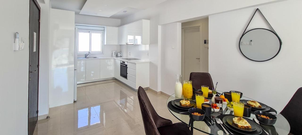 Phaedrus Living: Seaside Luxury Flat Lighthouse 65 Paphos Exterior foto